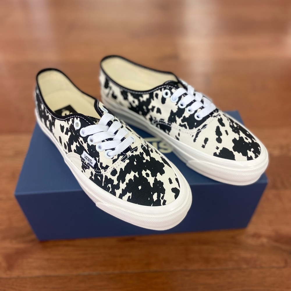 Vans LX Authentic 44 Sneakers NWT
